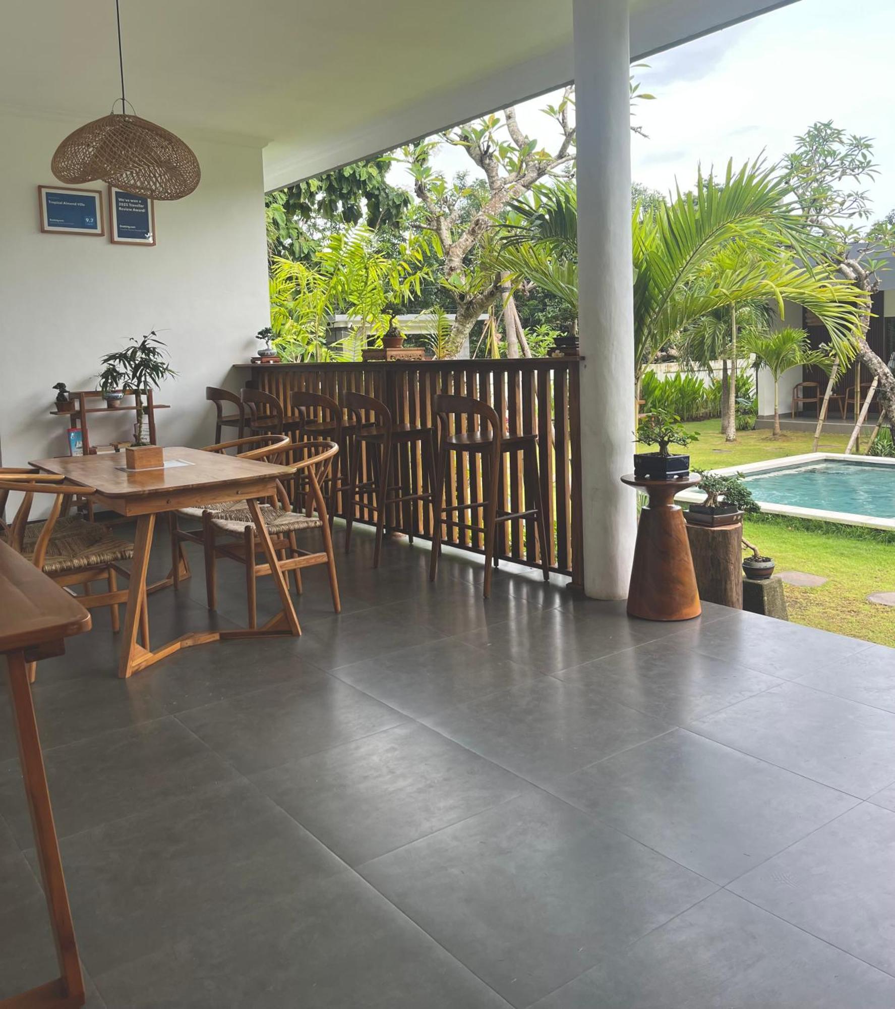 Tropical Almond Villa Uluwatu Esterno foto