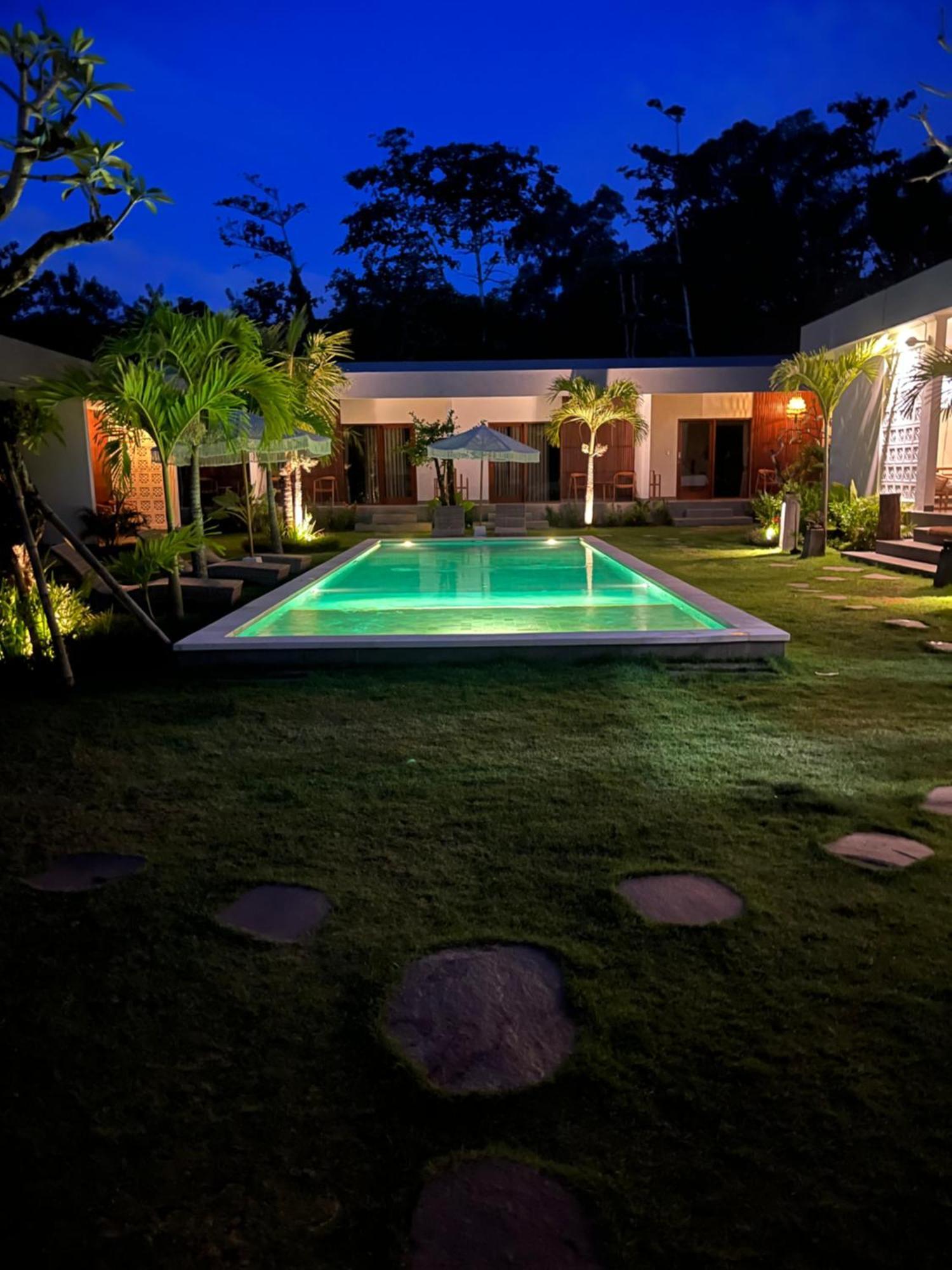 Tropical Almond Villa Uluwatu Esterno foto
